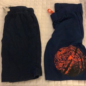 2 pairs of shorts
